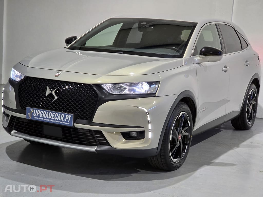 DS DS7 Crossback E-Tense Performance Line EAT8