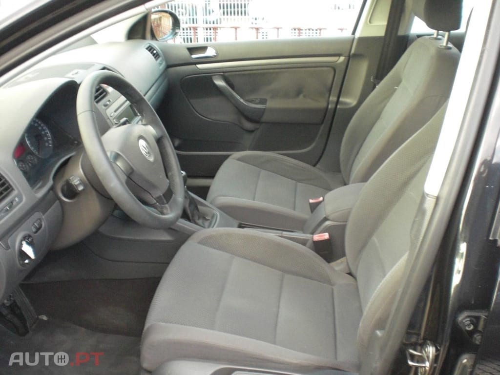 Volkswagen Golf 1.4 FSi Confortline