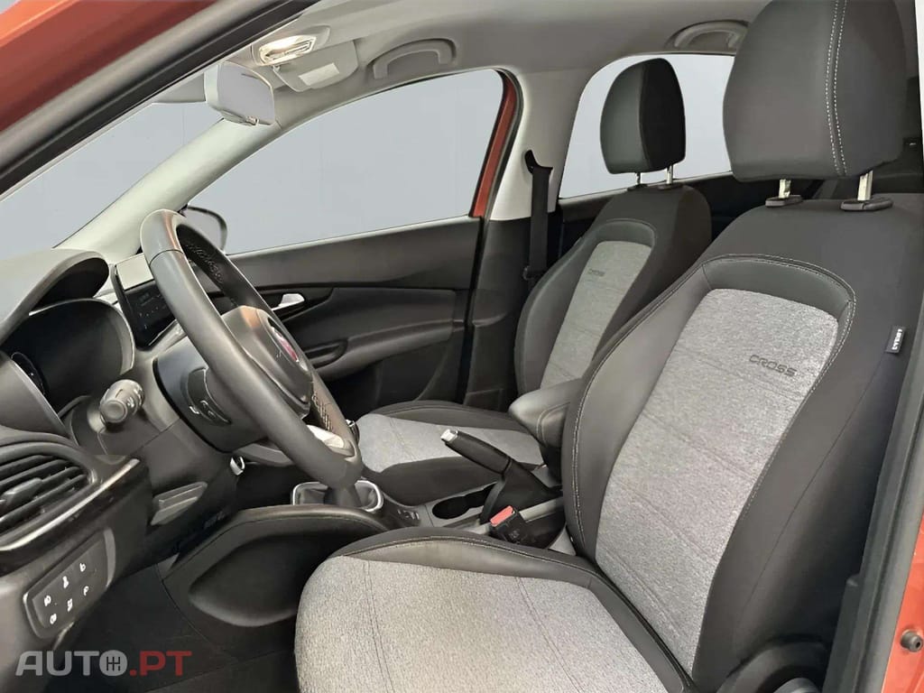 Fiat Tipo 1.0 Cross