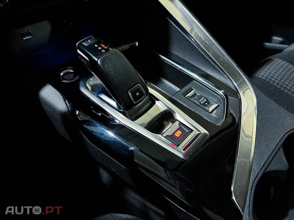 Peugeot 5008 Allure Pack EAT-8