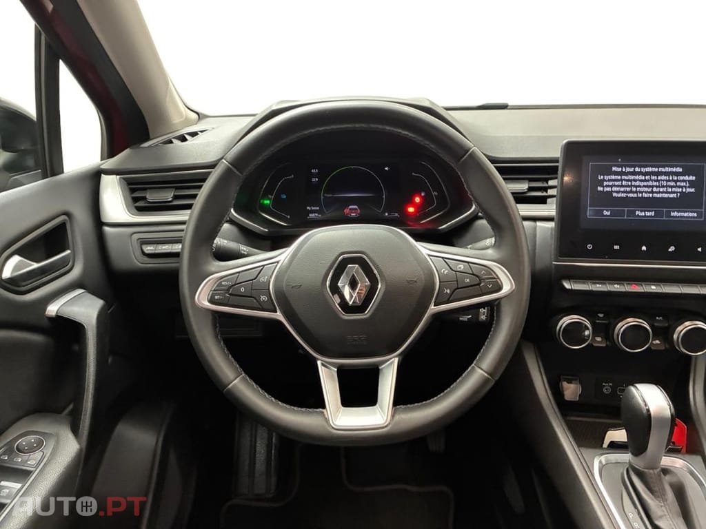 Renault Captur E-Tech Intens