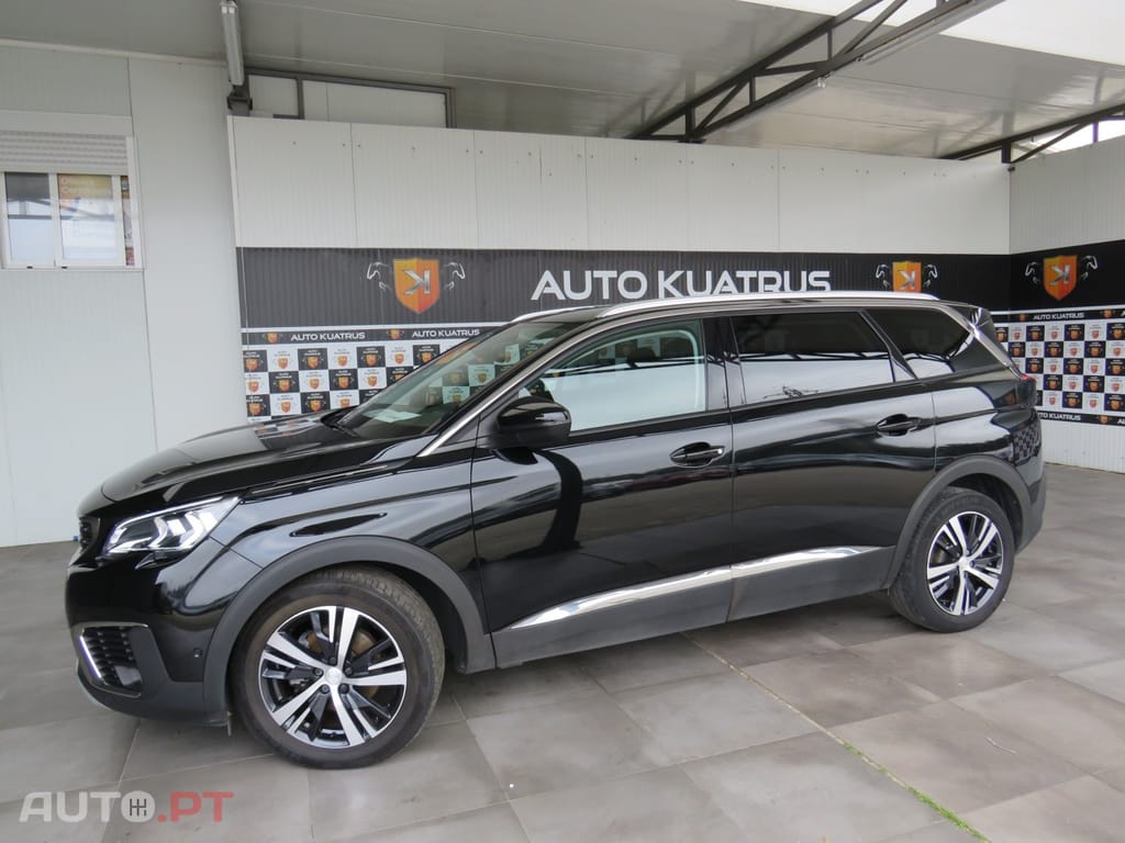 Peugeot 5008 1.5 BlueHDi Allure