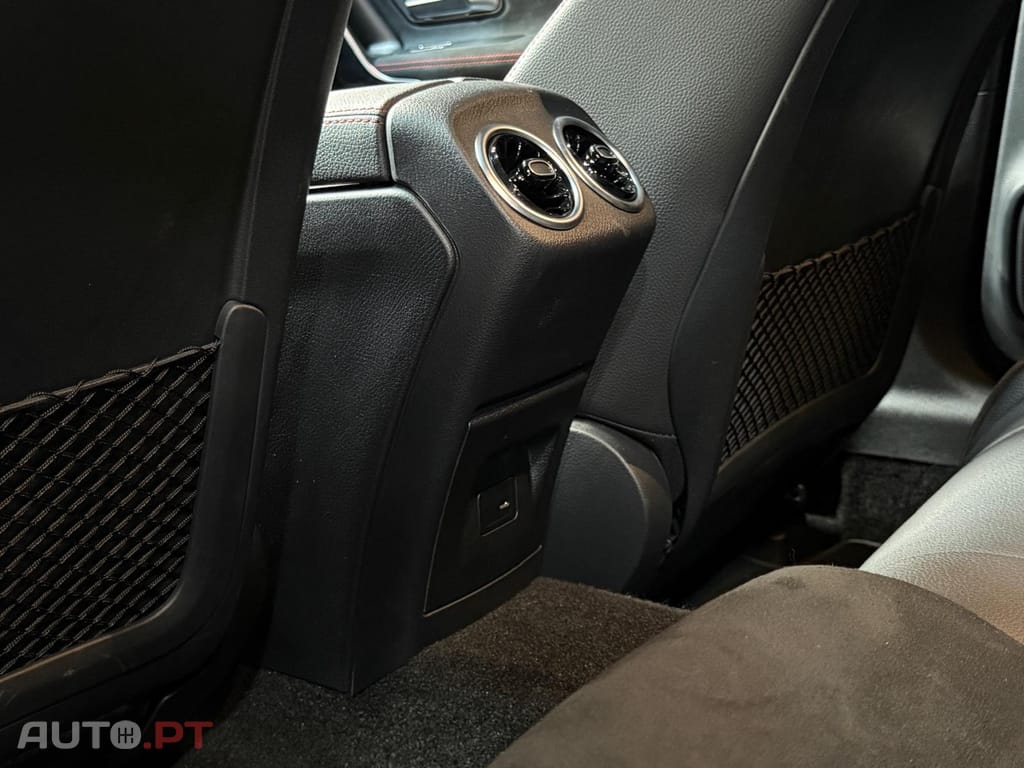 Mercedes-Benz A 250 e AMG Line