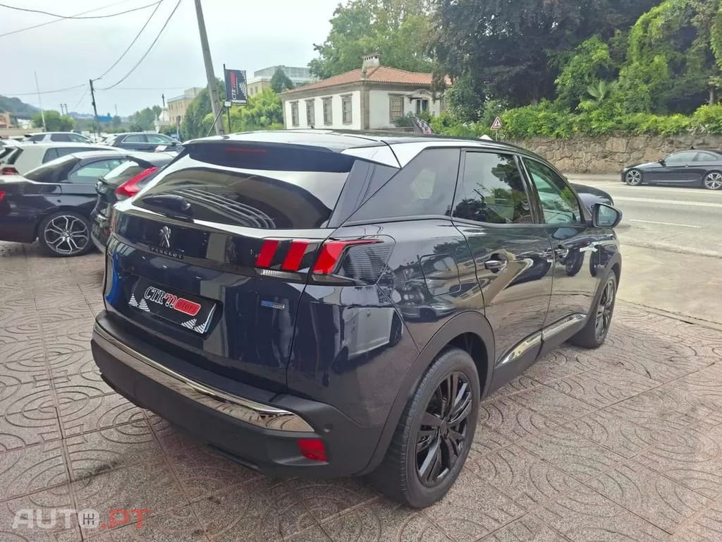 Peugeot 3008  Puretech 130 Stop Start Allure