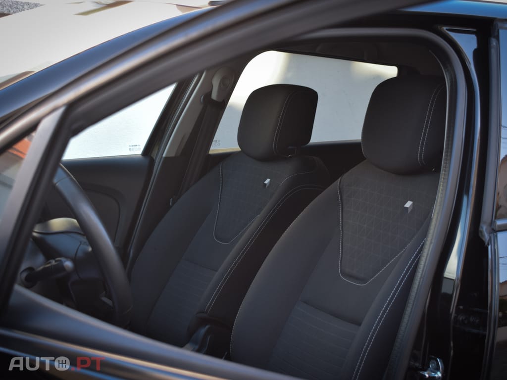 Renault Clio Sport Tourer ST
