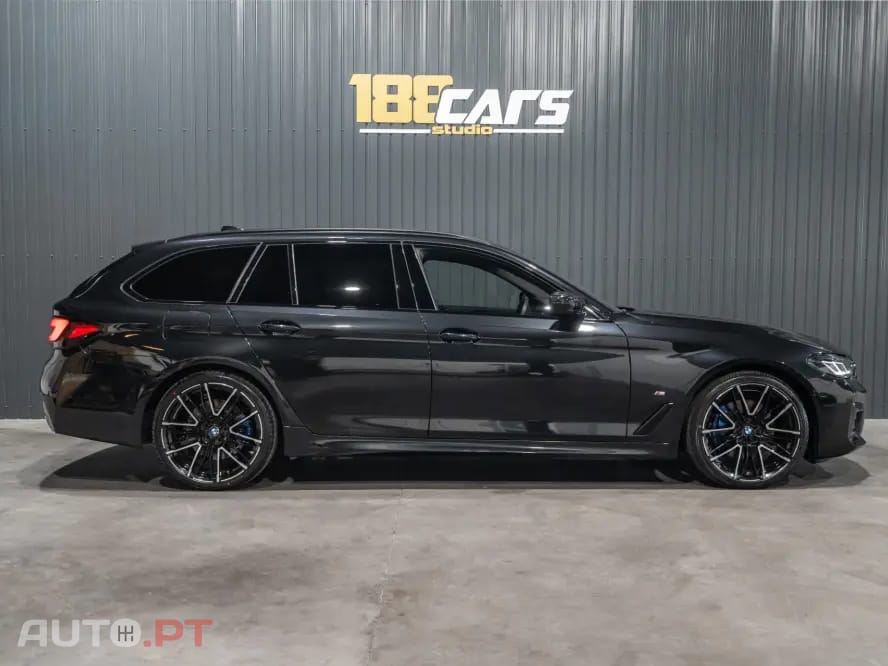 BMW 530 e Pack Desportivo M