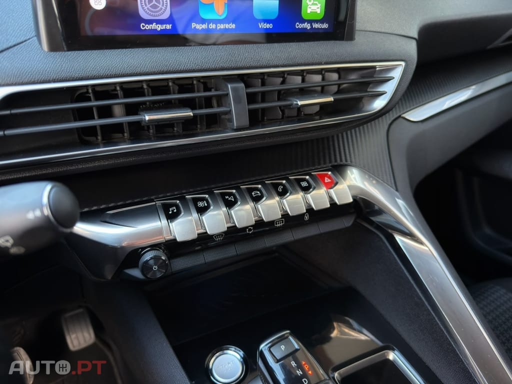 Peugeot 3008 1.6 BlueHDi Allure EAT6 — fotografia 17