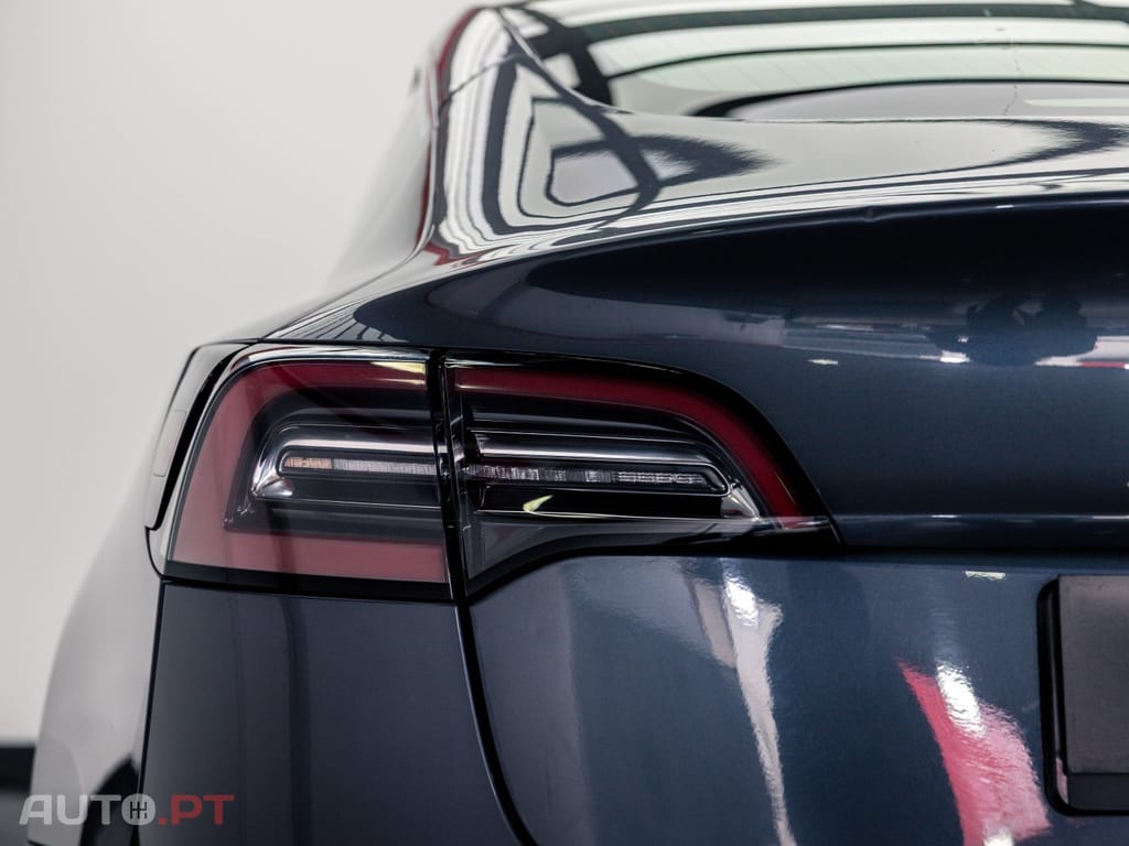 Tesla Model 3 Long Range Dual Motor