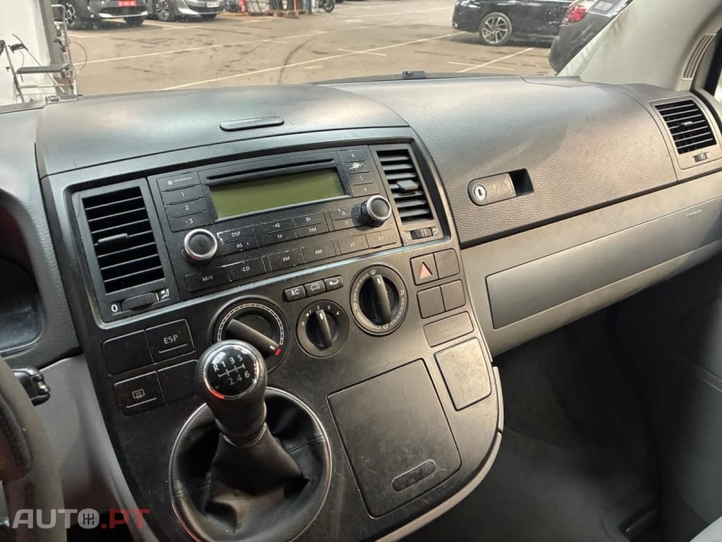 Volkswagen Multivan 2.5 TDi Confort