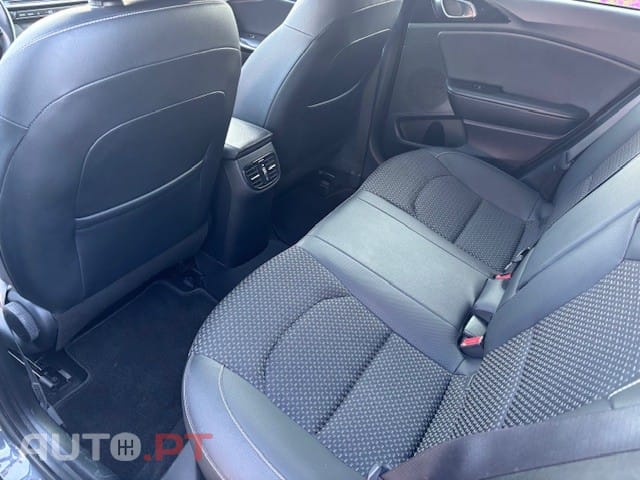 Kia Ceed 1.6 CRDi TX