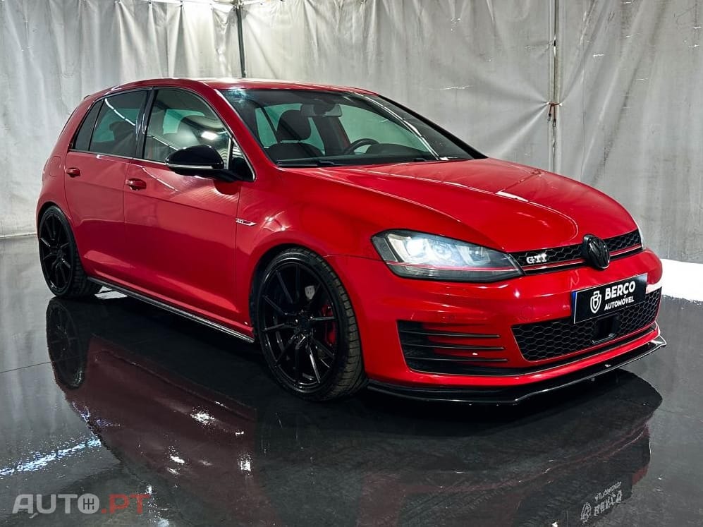 Volkswagen Golf 2.0 TSi GTi DSG Performance