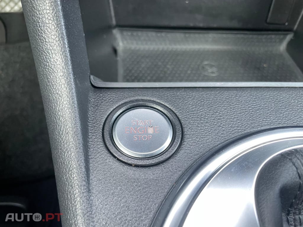 Volkswagen New Beetle 1.6 TDi DSG