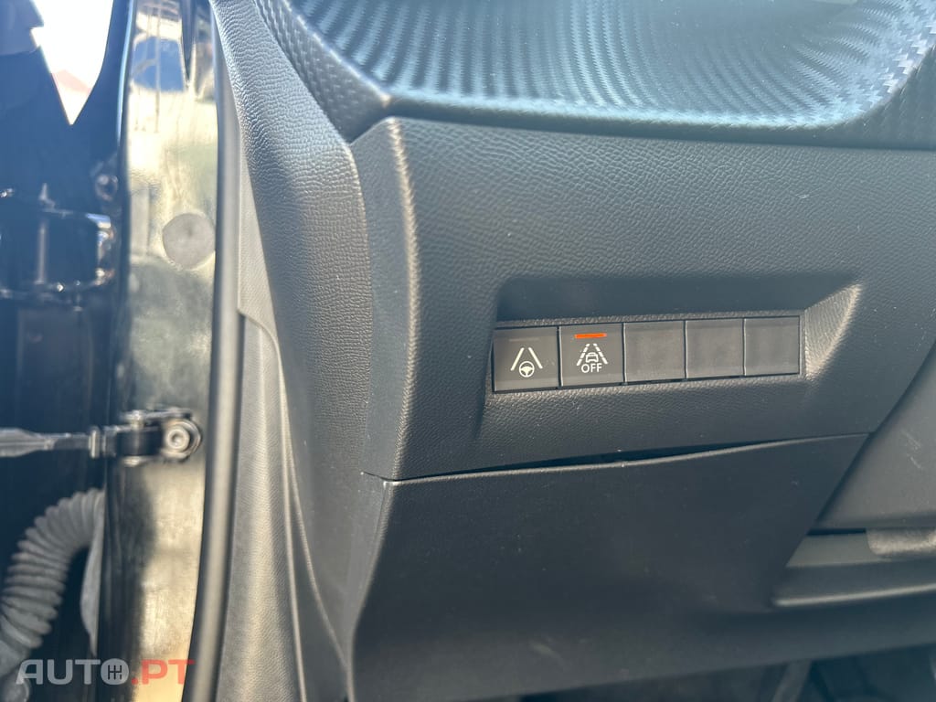 Peugeot E-208 50 kWh GT Pack