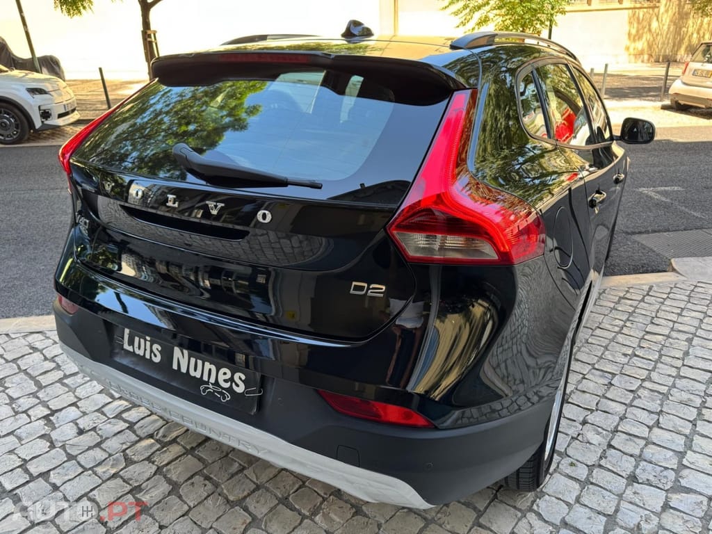 Volvo V40 Cross Country 2.0 D2 Momentum