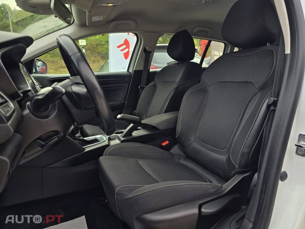 Renault Mégane Sport Tourer 1.5 Blue dCi Limited EDC