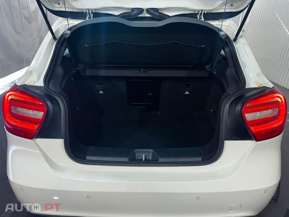 Mercedes-Benz A 180 d 7G-DCT AMG Line