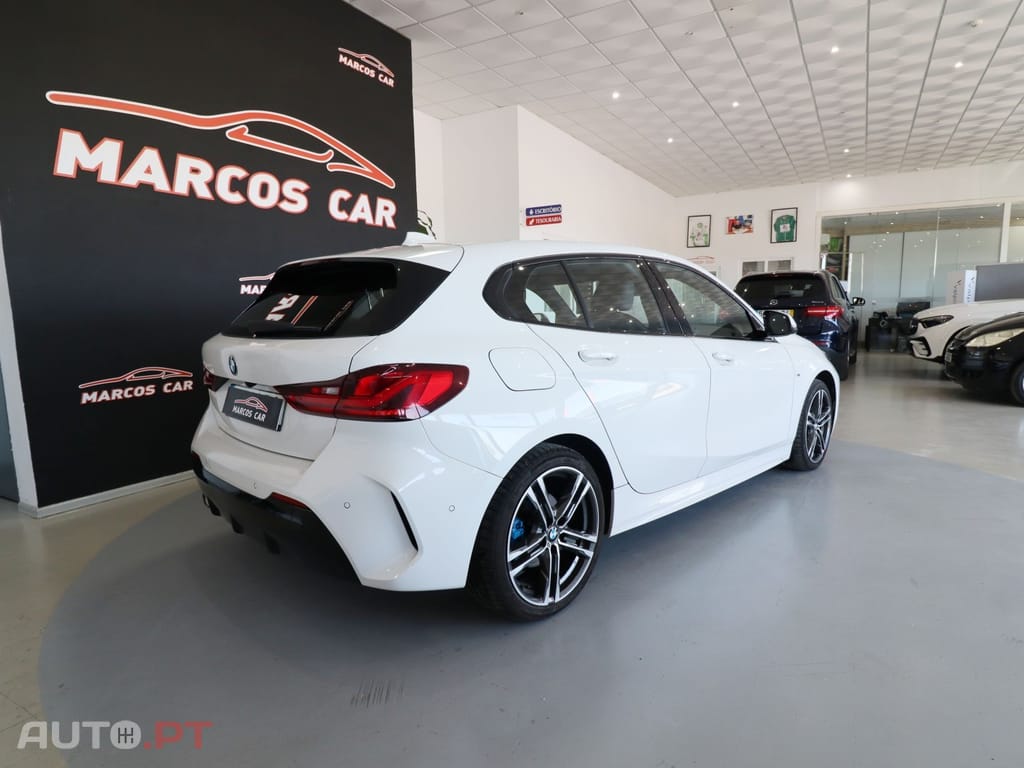 BMW 116 d Pack Desportivo M