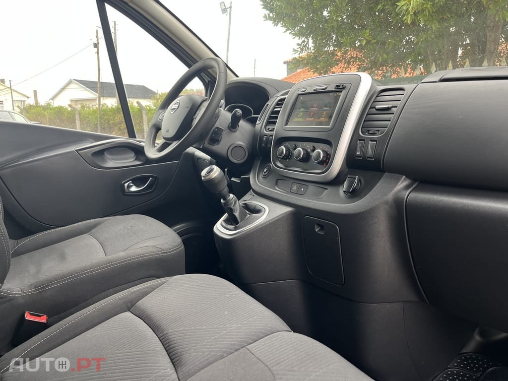 Nissan NV300 2.0 dCi L2H1 1.2T Comfort