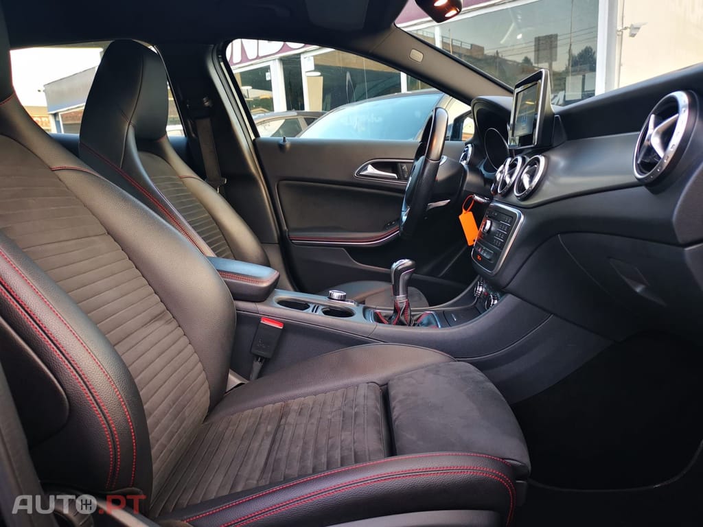 Mercedes-Benz GLA 180 d AMG Line