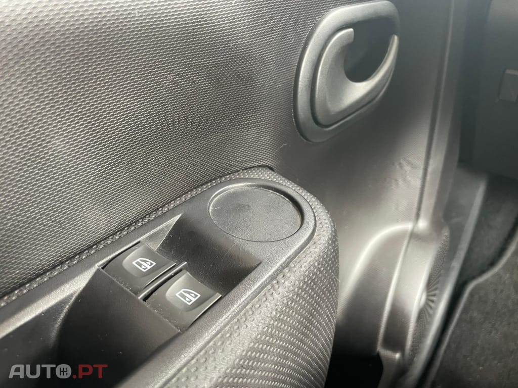 Renault Twingo 1.0 SCe Zen