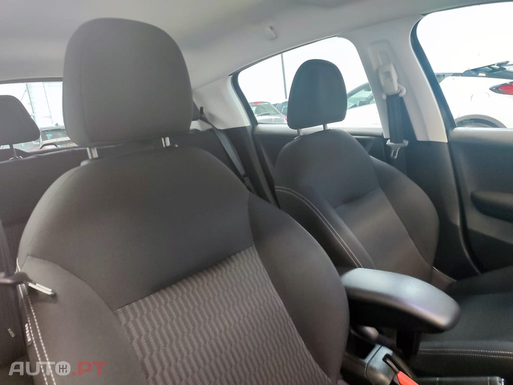 Peugeot 208 ACTIVE