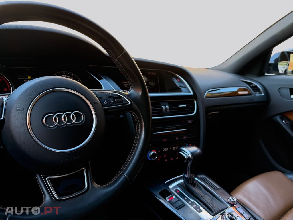 Audi A4 Avant 2.0 TDI SPORT S-TRONIC