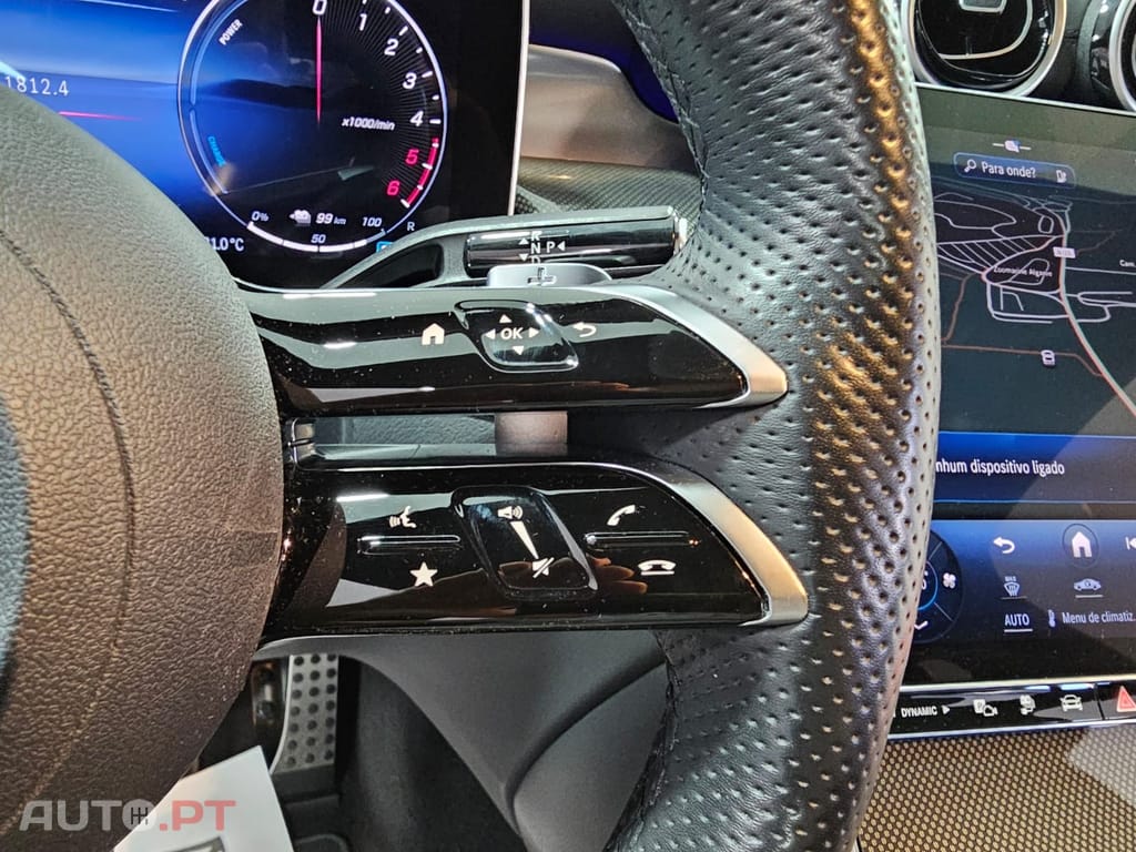 Mercedes-Benz GLC 300 de 4MATIC Coupé AMG Line — fotografia 16