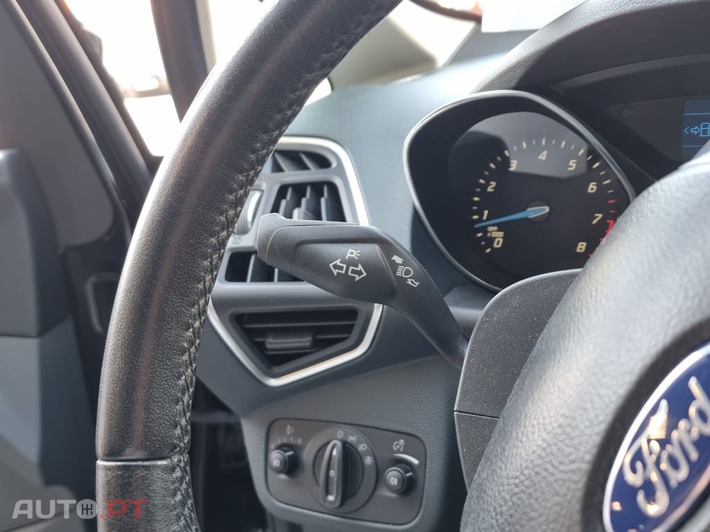 Ford C-Max 1.0 SCTi Titanium