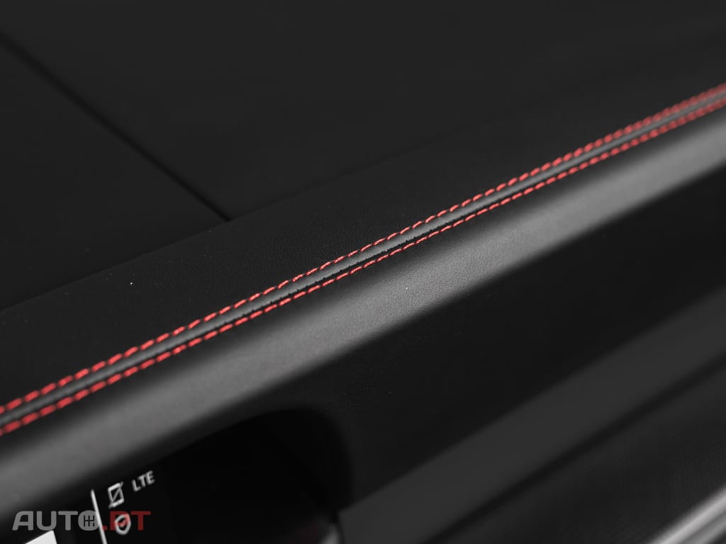 Porsche 992 Carrera 4 GTS PDK