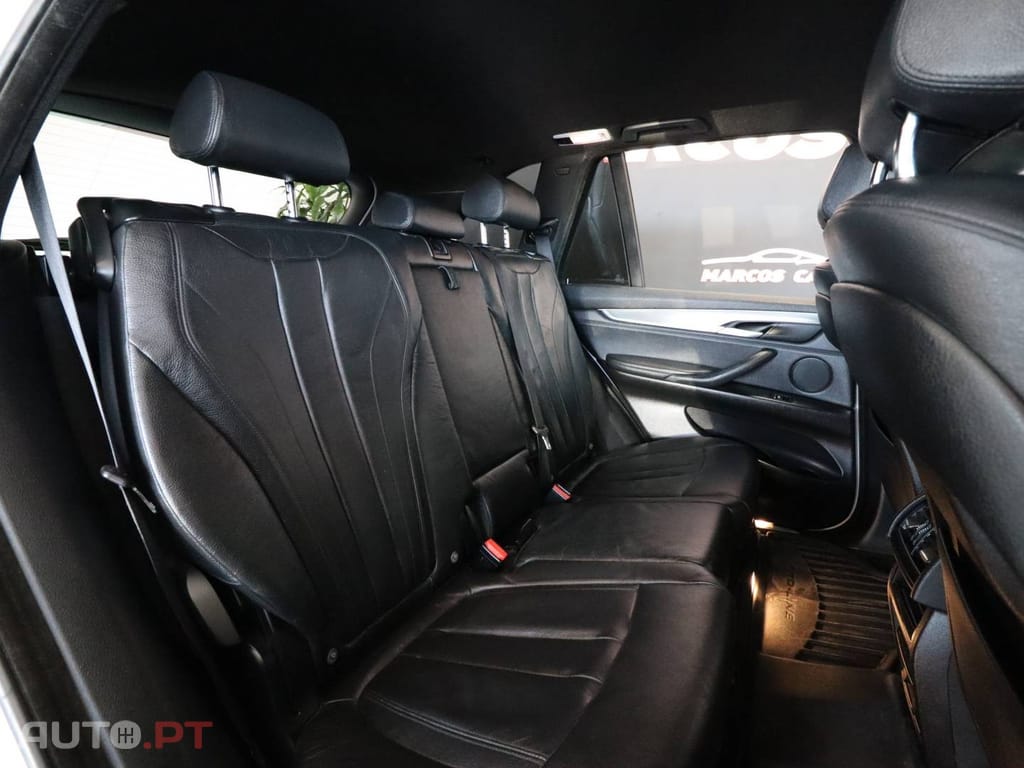 BMW X5 25 d sDrive Comfort 7L