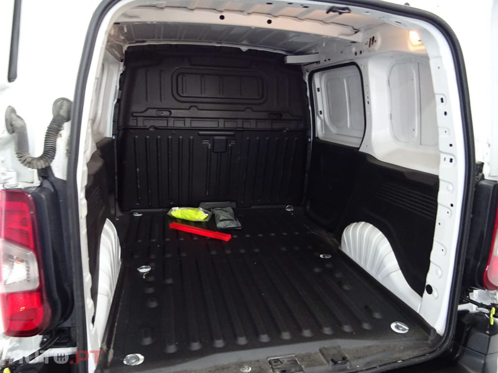 Peugeot Partner 1.6 BlueHDi Confort