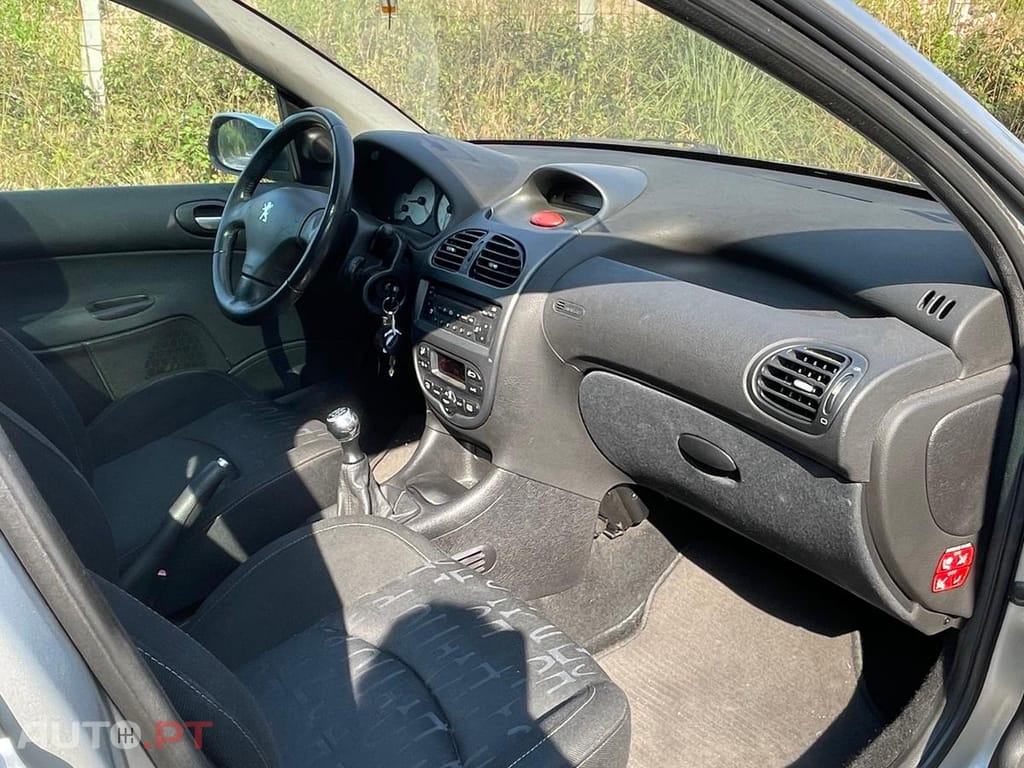 Peugeot 206 206