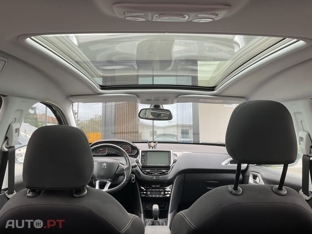 Peugeot 2008 1.6 BlueHDi Allure