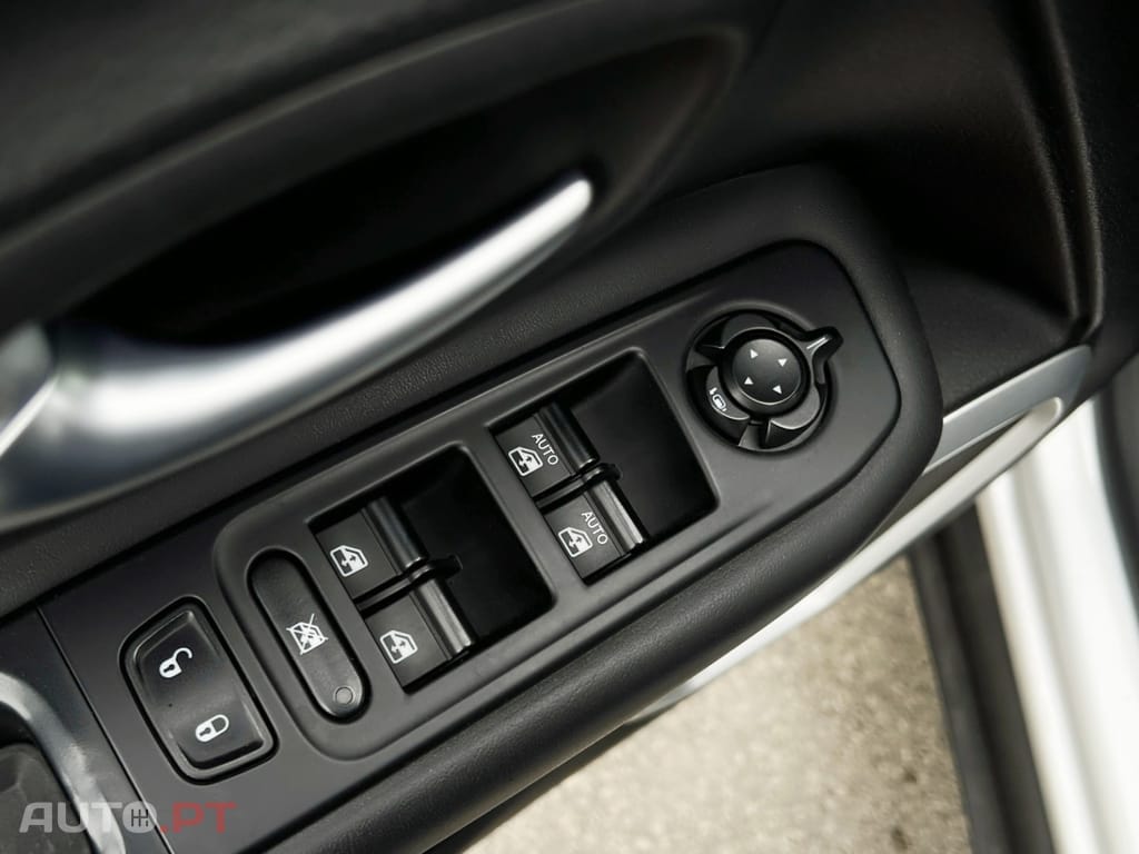 Jeep Renegade 1.6 MJD Limited DCT