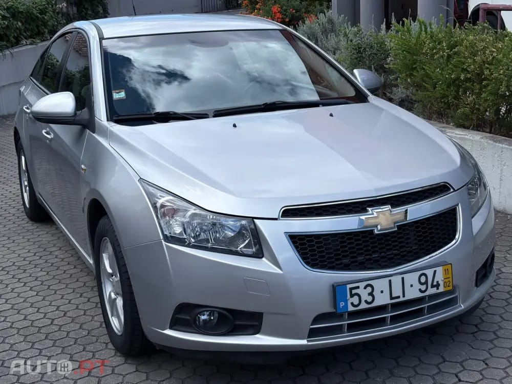 Chevrolet Cruze 1.6 LS