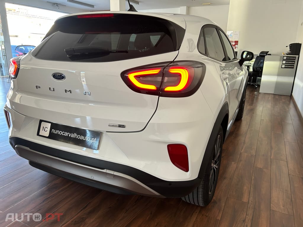 Ford Puma 1.0 EcoBoost MHEV Titanium Design