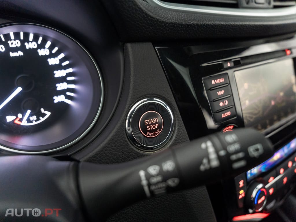 Nissan Qashqai 1.5 dCi N-Connecta