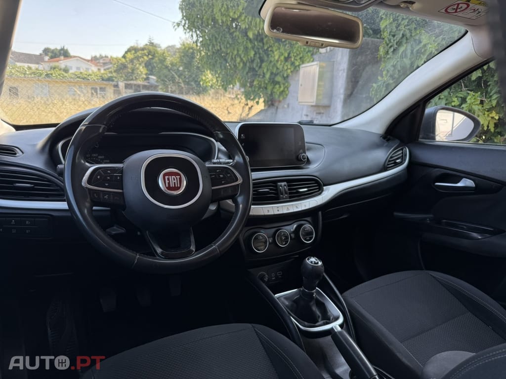 Fiat Tipo 1.3 M-Jet Lounge
