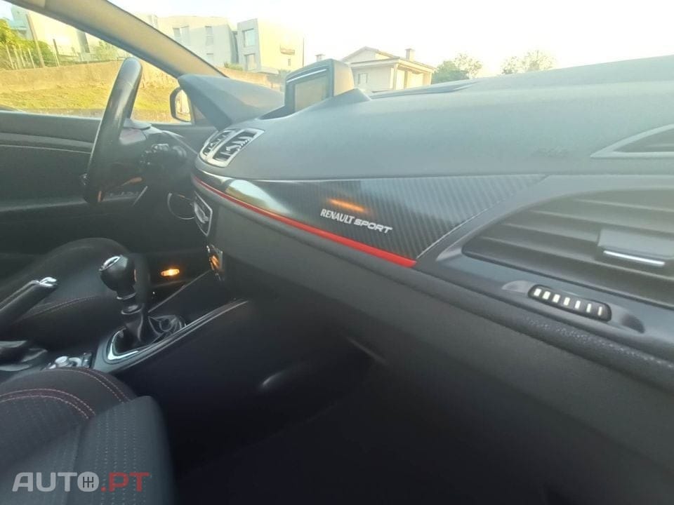 Renault Mégane Coupe 2.0 T 16V RS