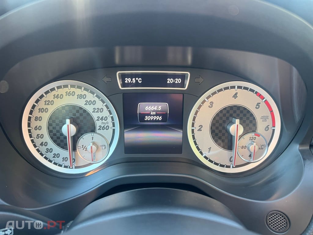 Mercedes-Benz A 180 d AMG Line