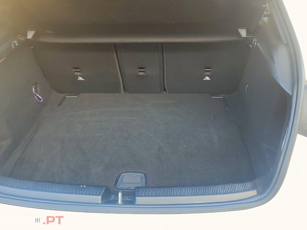 Mercedes-Benz A 180 AMG Line