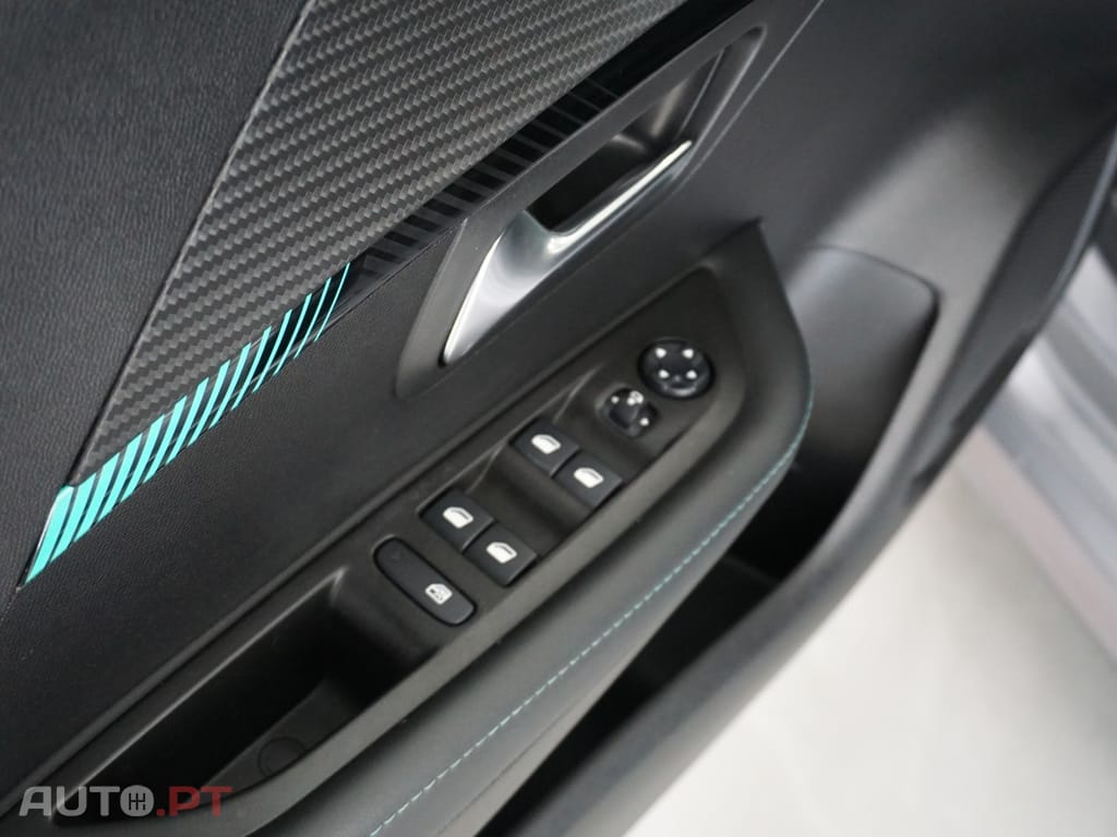 Peugeot 208 1.2 PureTech Allure Pack