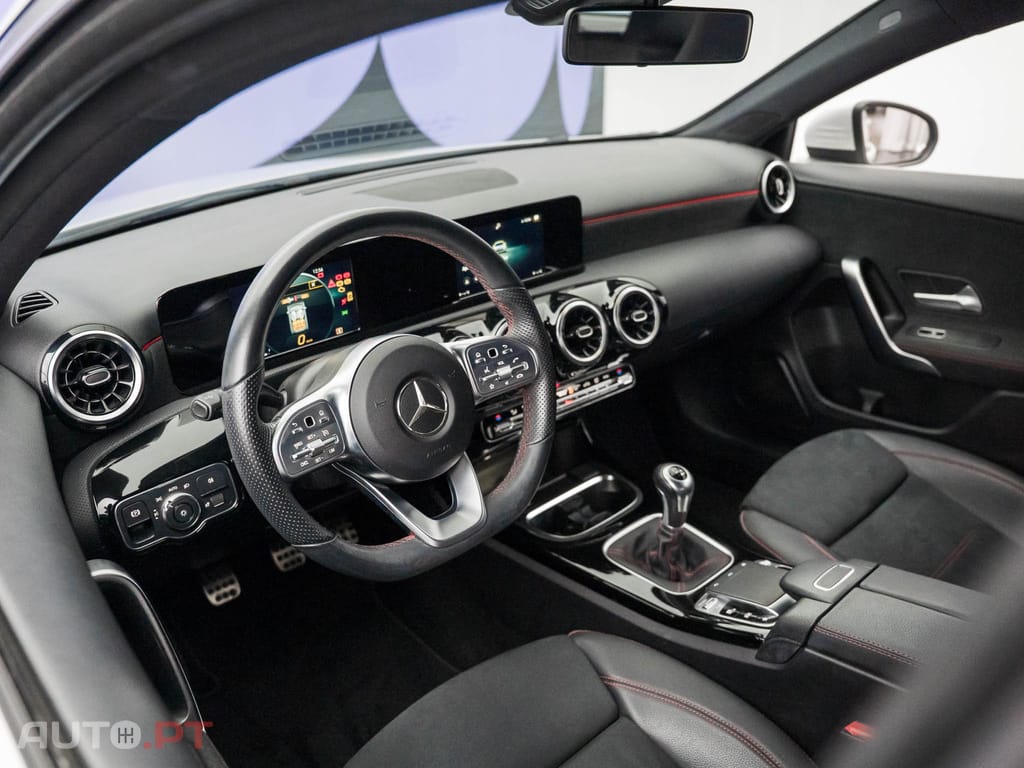Mercedes-Benz A 180 d AMG Line