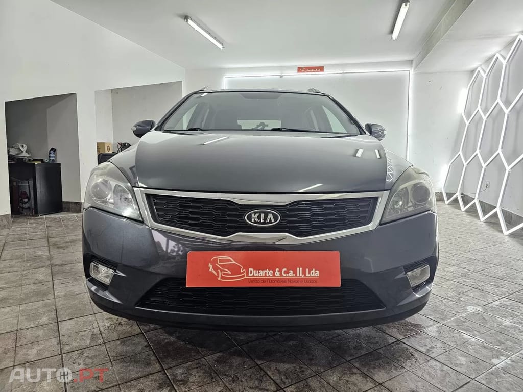 Kia Ceed SW 1.4 CVVT EX ISG
