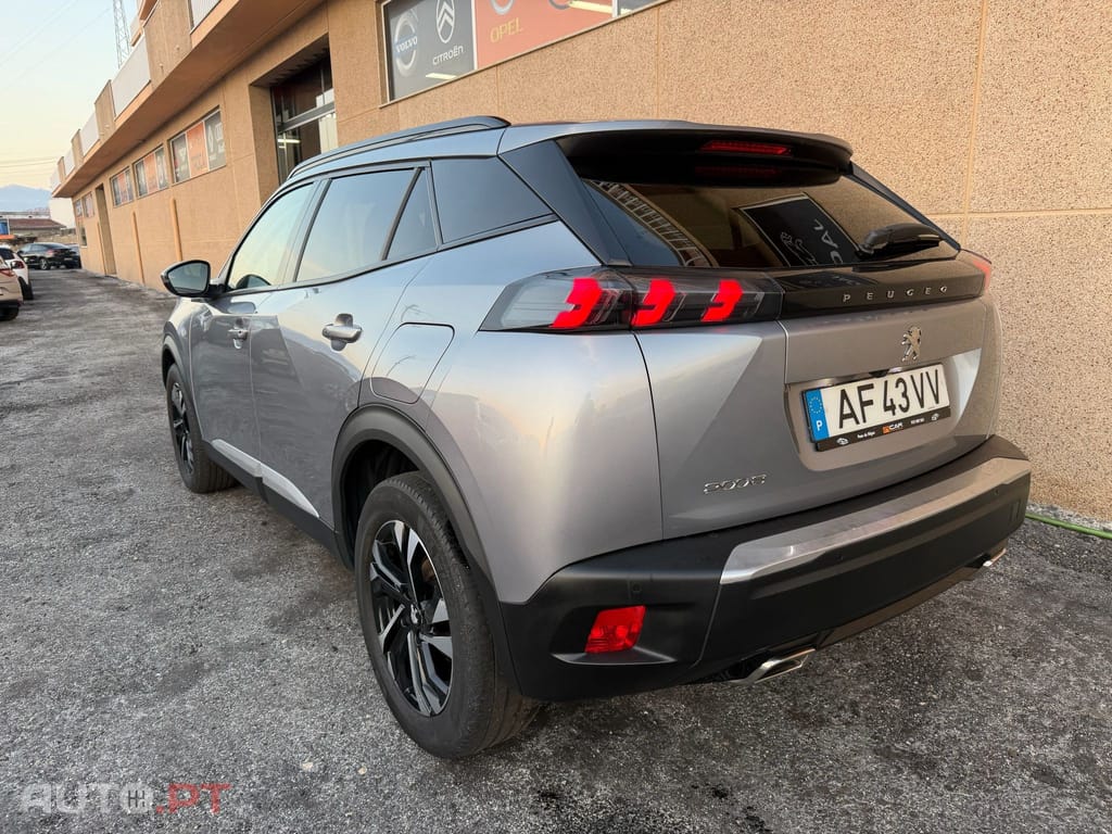 Peugeot 2008 1.2 PureTech Allure Pack