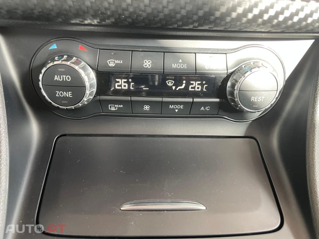 Mercedes-Benz A 200 AMG Line