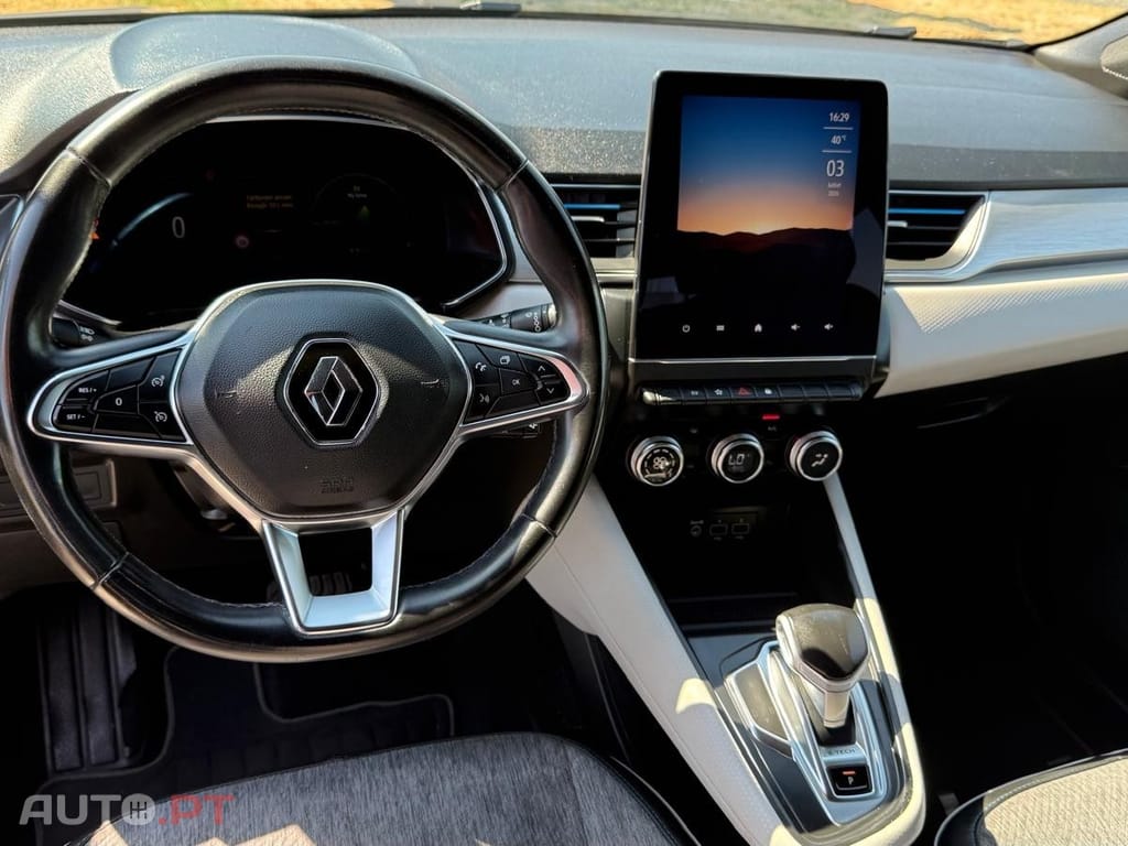 Renault Captur E-TECH 160 INTENS