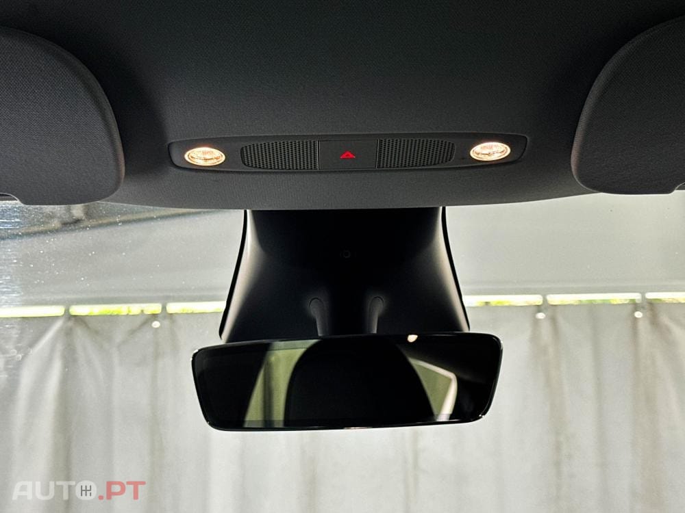 Tesla Model Y Long Range Dual Motor AWD