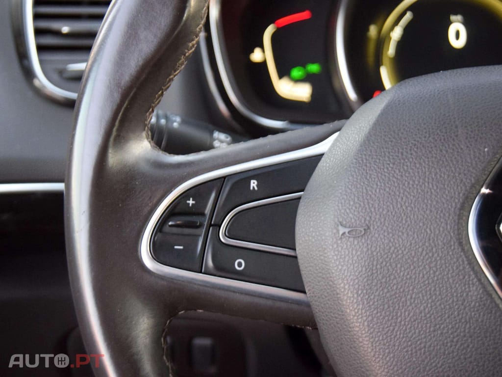 Renault Espace 1.6 dCi Zen