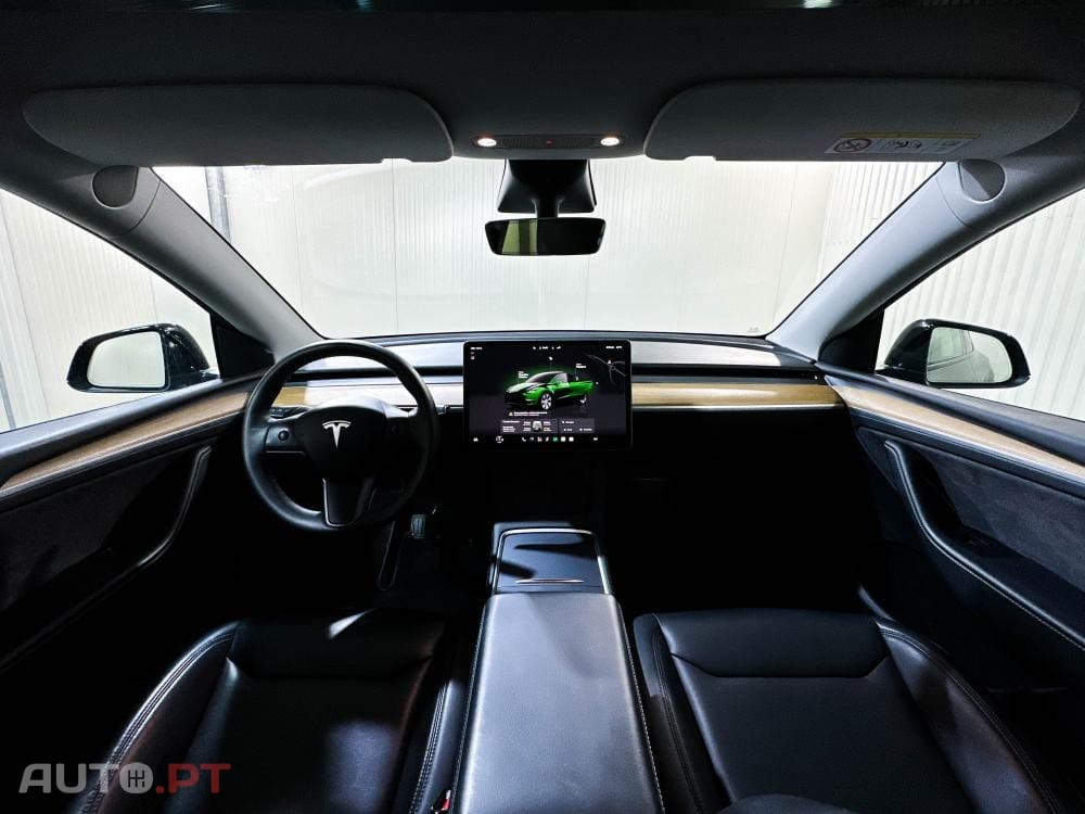 Tesla Model Y Long Range Dual Motor AWD
